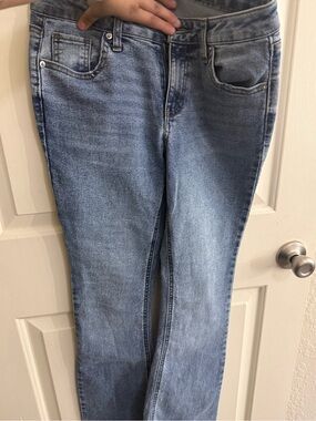 Straight Leg Women’s Denim Jeans in Light Blue